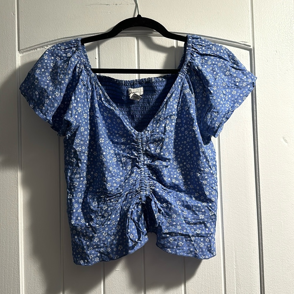 Floral top